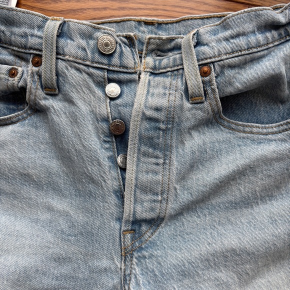 Levi’s 501 Skinny - Picture 7 of 9